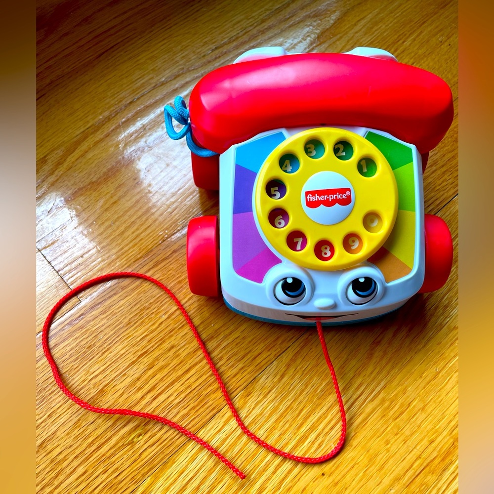EUC Fisher Price Vintage Chatter Telephone Toy